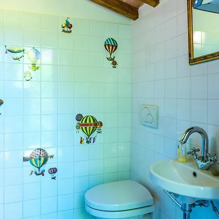 Casal Parro 6, Emma * 페루자