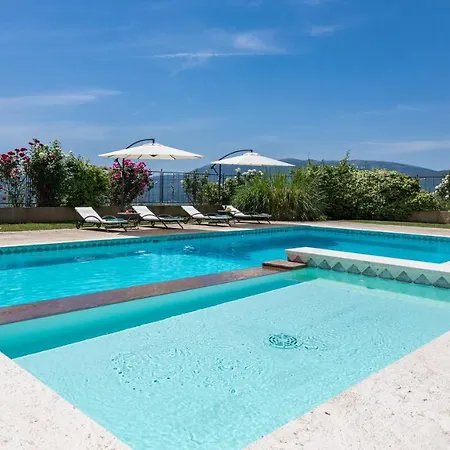 Villa Casal Parro 6, Emma