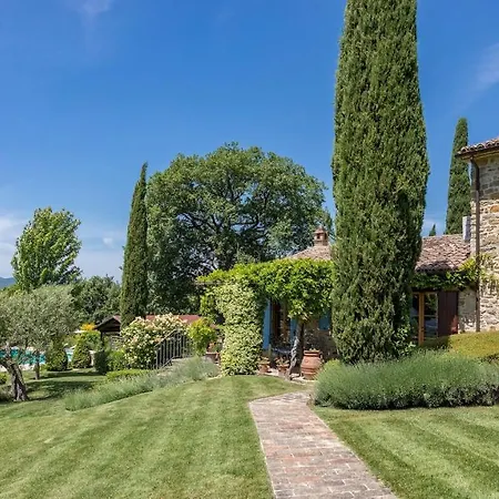 Casal Parro 6, Emma Villa Perugia