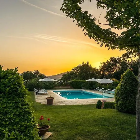 Villa Casal Parro 6, Emma Perugia