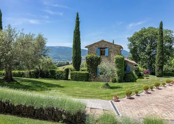 Casal Parro 6, Emma Villa