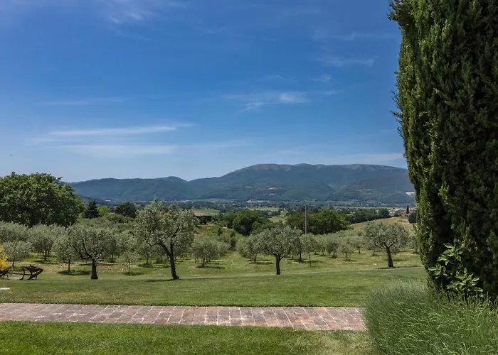 Casal Parro 6, Emma Villa *