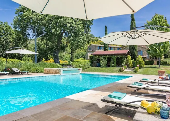 Villa Casal Parro 6, Emma Perúgia